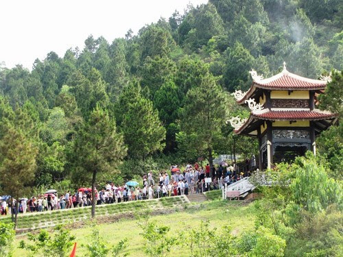 thăm nhà thờ đại tướng 